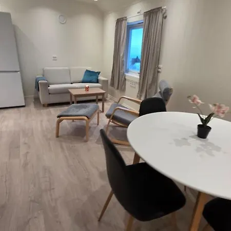 Arctic Nine Rom - Nr 1 - On The Island