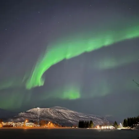 Casa de Férias Arctic Nine Rom - Nr 1 - On The Island