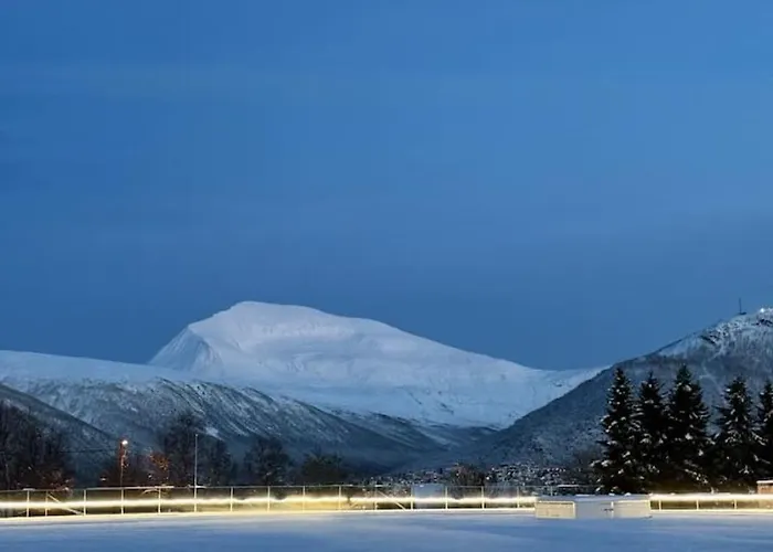 Arctic Nine Rom - Nr 1 - On The Island Casa de Férias *