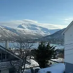 Nyaraló Arctic Nine Rom - Nr 1 - On The Island